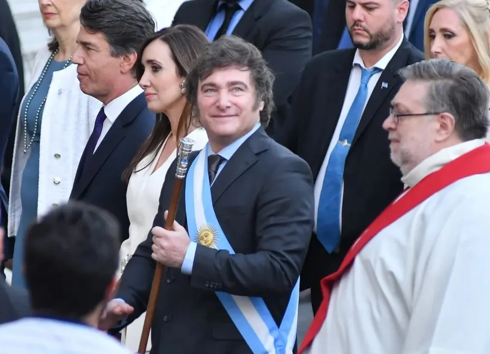 Milei viaja a Davos en su primera salida del país: recibió más de 80 pedidos de audiencia
