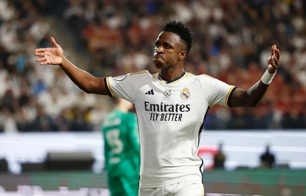 Real Madrid goleó a Barcelona con un hat-trick de Vinicius y se consagró campeón de la Supercopa de España
