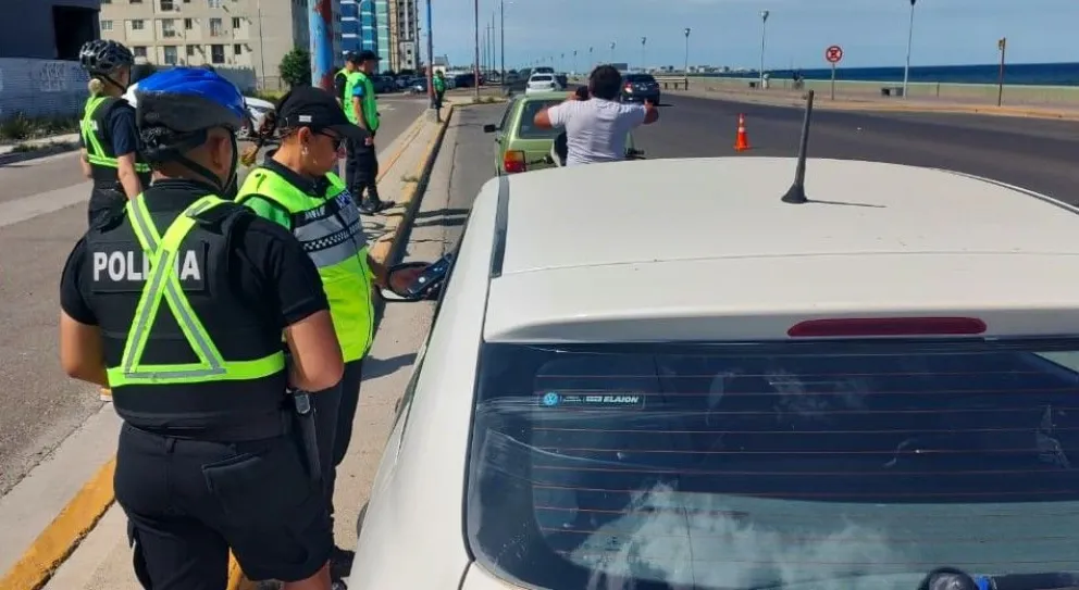 Más de 10 mil vehículos controlados durante el último fin de semana en Chubut