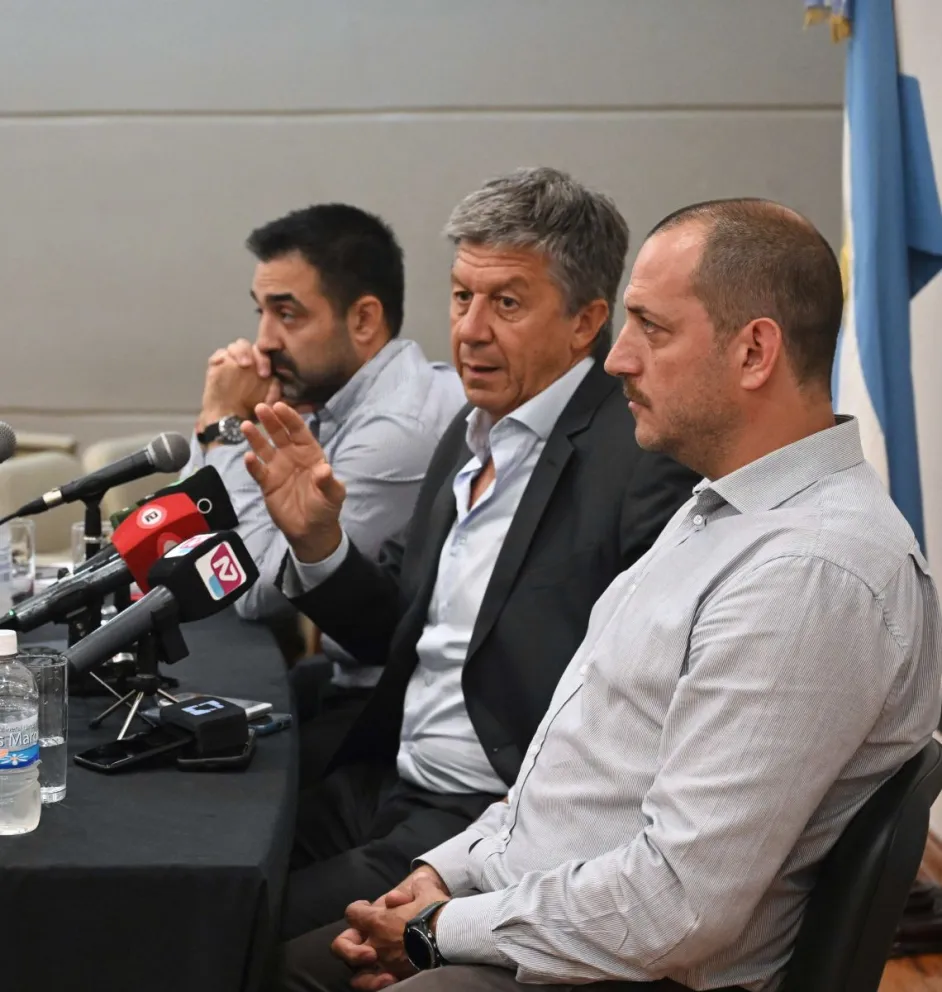 Irregularidades en transferencias de la Legislatura al ISSyS: jubilados provinciales manifestaron su apoyo la denuncia pública de Menna