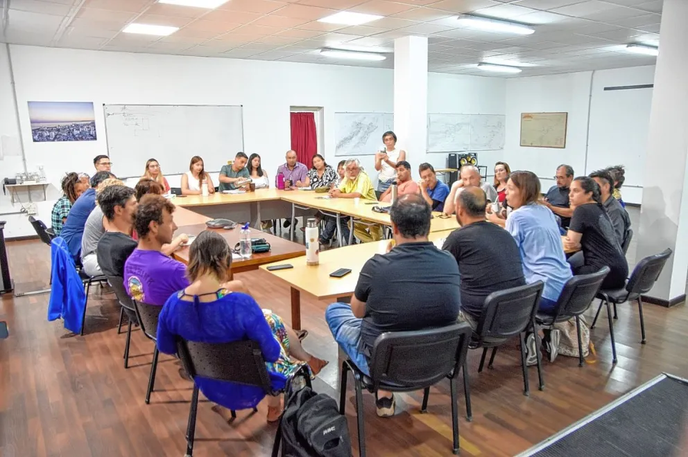 Trabajadores de la cultura fueron recibidos por concejales de Comodoro