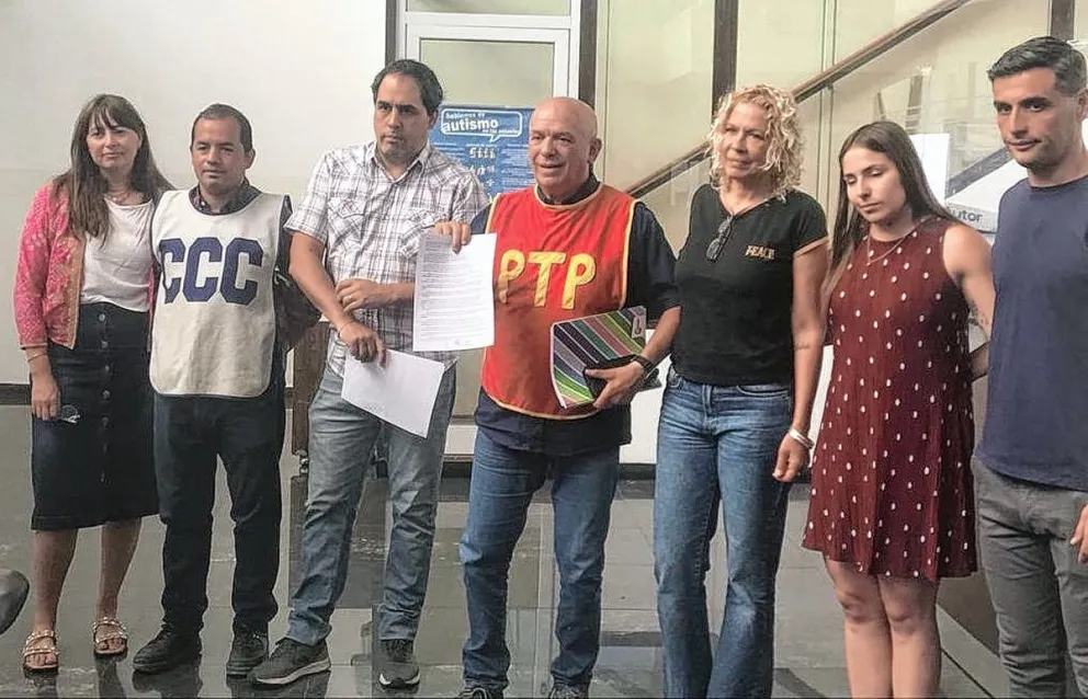 Organizaciones sociales pidieron a concejales que se expresen en rechazo al DNU y la Ley Ómnibus