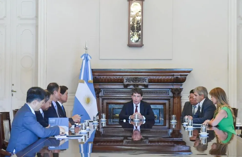 El Gobierno recibió promesas de nuevas inversiones coreanas en el estratégico sector minero