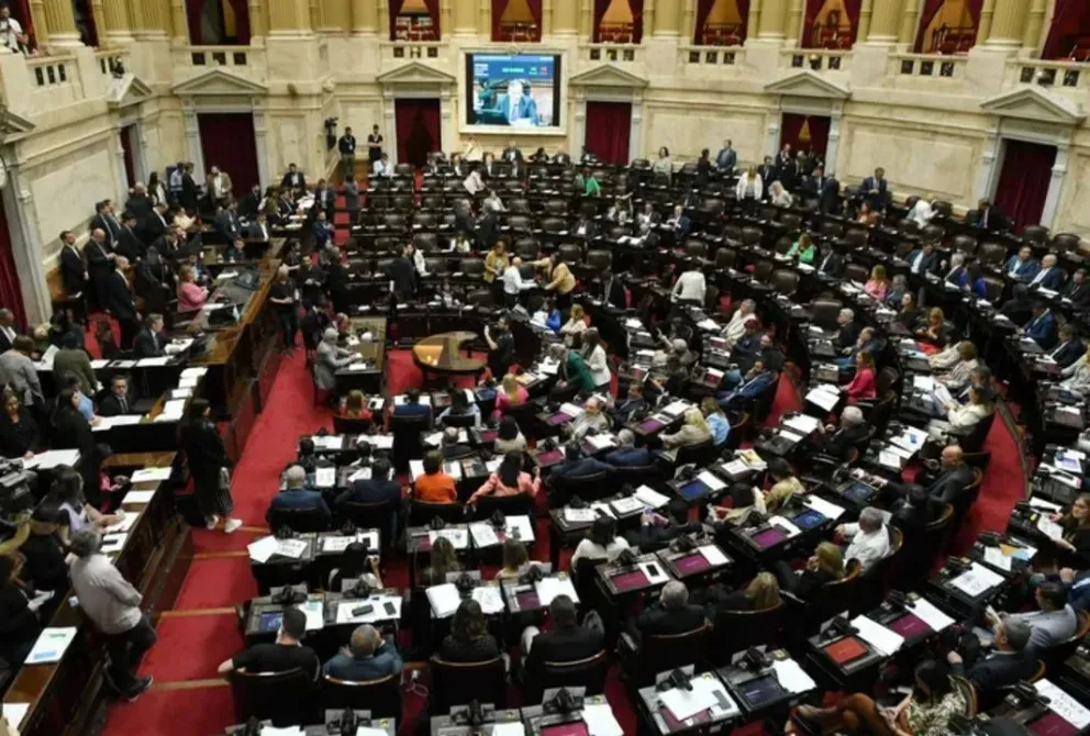 El Gobierno extendió las extraordinarias y apura las negociaciones para aprobar la ley ómnibus