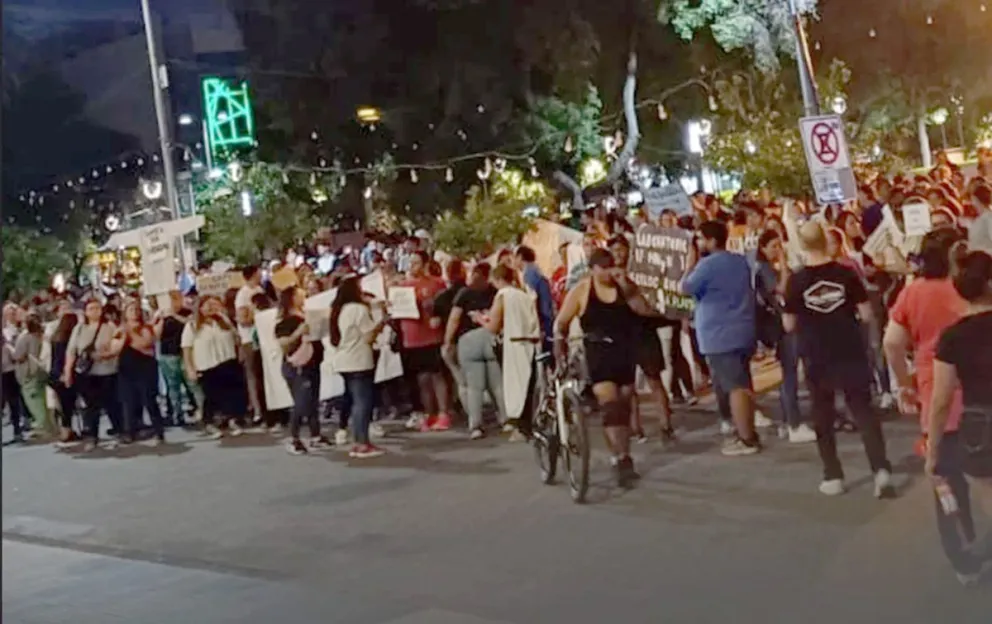 Fuerte protesta en La Rioja: empleados públicos se oponen a las cuasimonedas y advierten a Quintela
