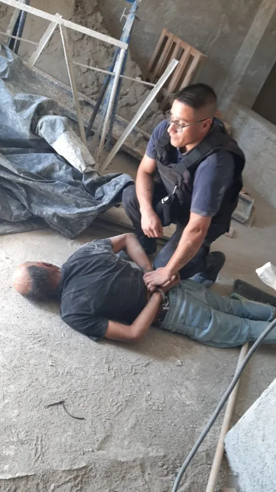 Entraron a una obra en construcción y fueron detenidos 