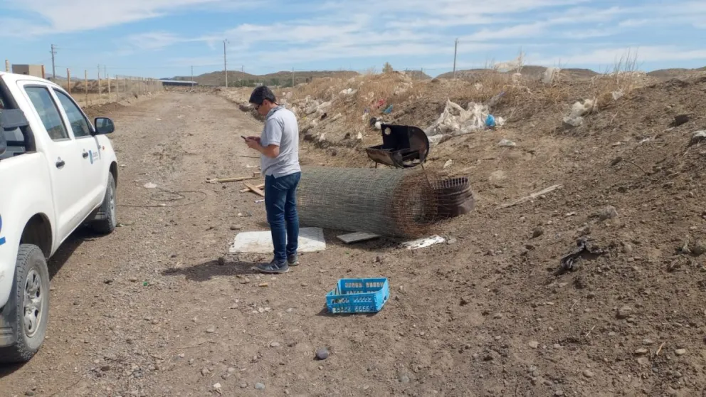 Quiso robar el alambrado de una empresa