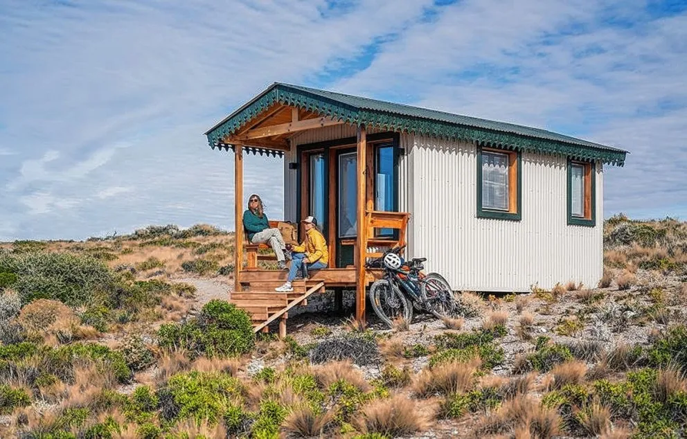 Abrió un Glamping en Patagonia Azul: la unión perfecta entre lo rústico y las comodidades