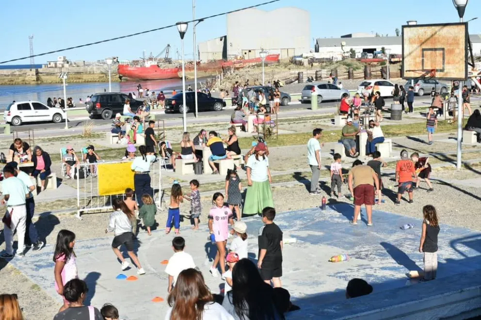 Jornadas recreativas en la Costanera