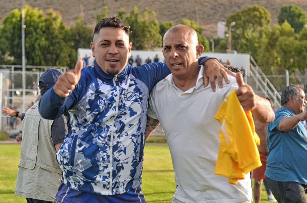 Hugo Barrientos, técnico de Jorge Newbery: "Con defectos y virtudes, siempre fuimos hacia adelante"