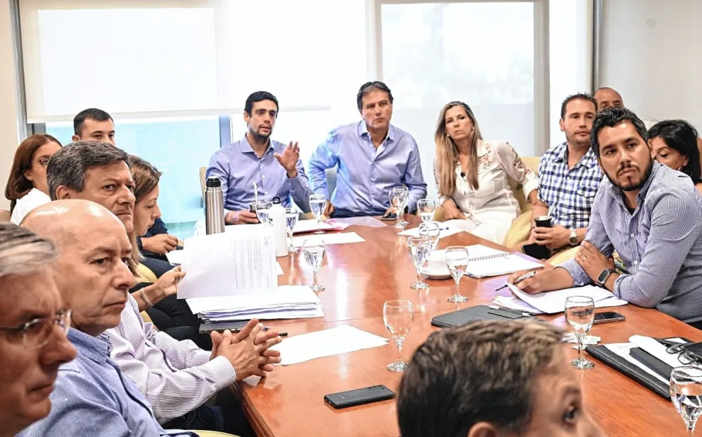 La Legislatura trata hoy los cambios en la Ley de Hidrocarburos y la Profesionalidad Docente