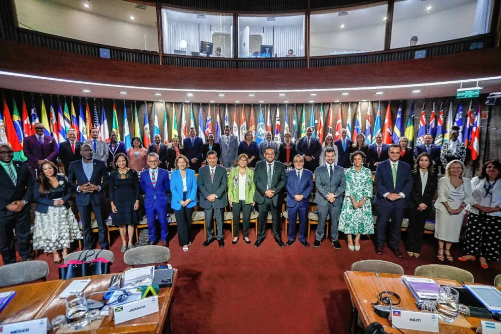 La “Ministerial de Educación” en Santiago, hace un llamado urgente a recuperar y reactivar los sistemas educativos de América Latina y el Caribe