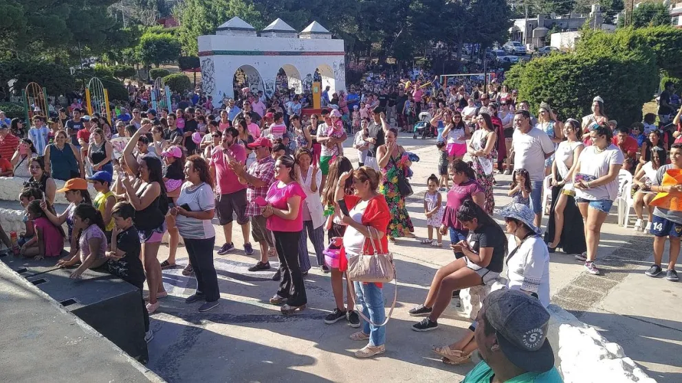 Este fin de semana se realiza el Festival del Damasco Patagónico