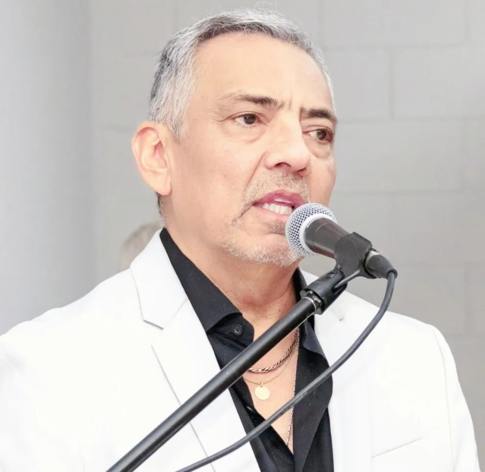 Soloaga calificó de “amenaza pública, chantaje y extorsión” los dichos de Milei de dejar sin recursos a las provincias y fundirlas
