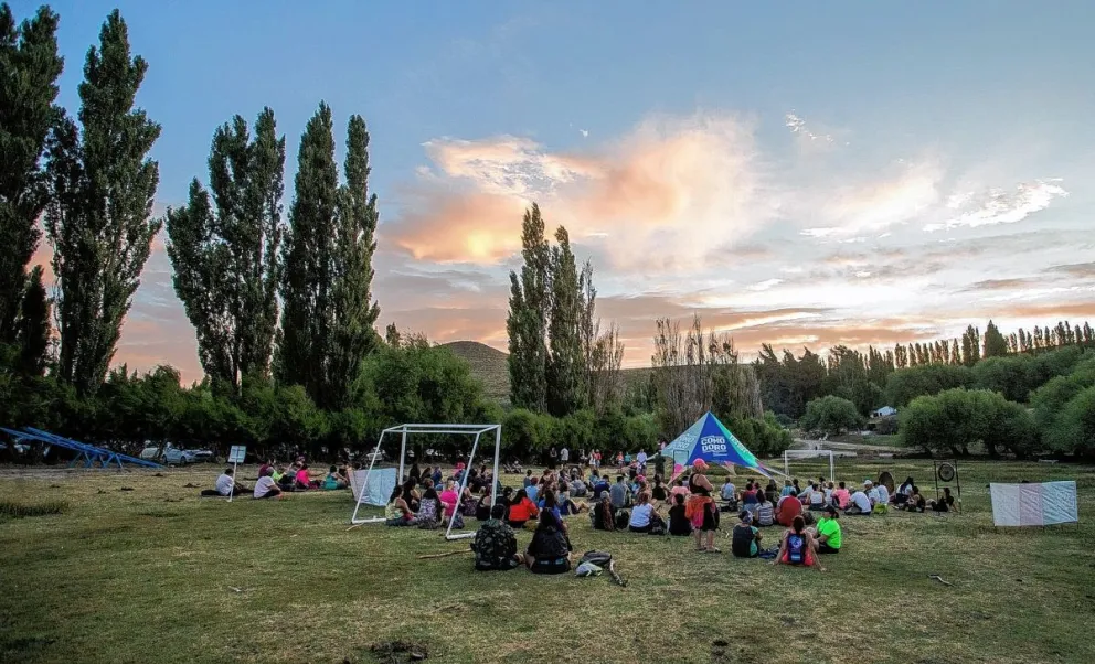 Más de 200 personas participaron del primer Trekking de Luna Llena del año