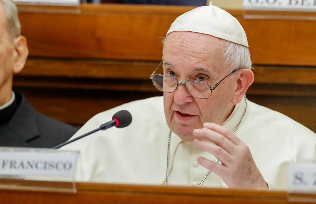 El papa Francisco confirmó que recibirá a Milei en el Vaticano: "Estoy dispuesto a iniciar un diálogo"
