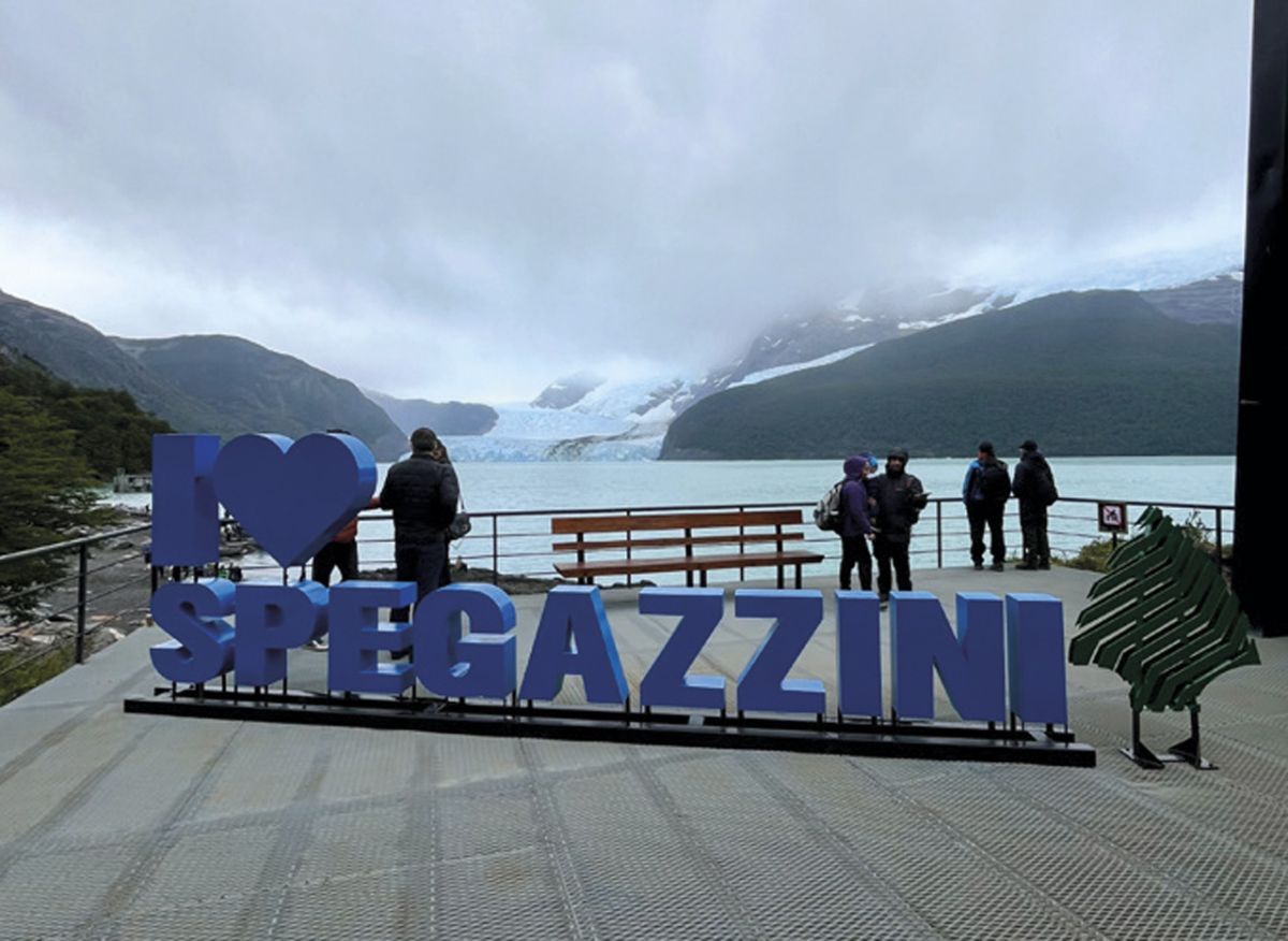 Todo Glaciares: Navegación por el Lago Argentino
