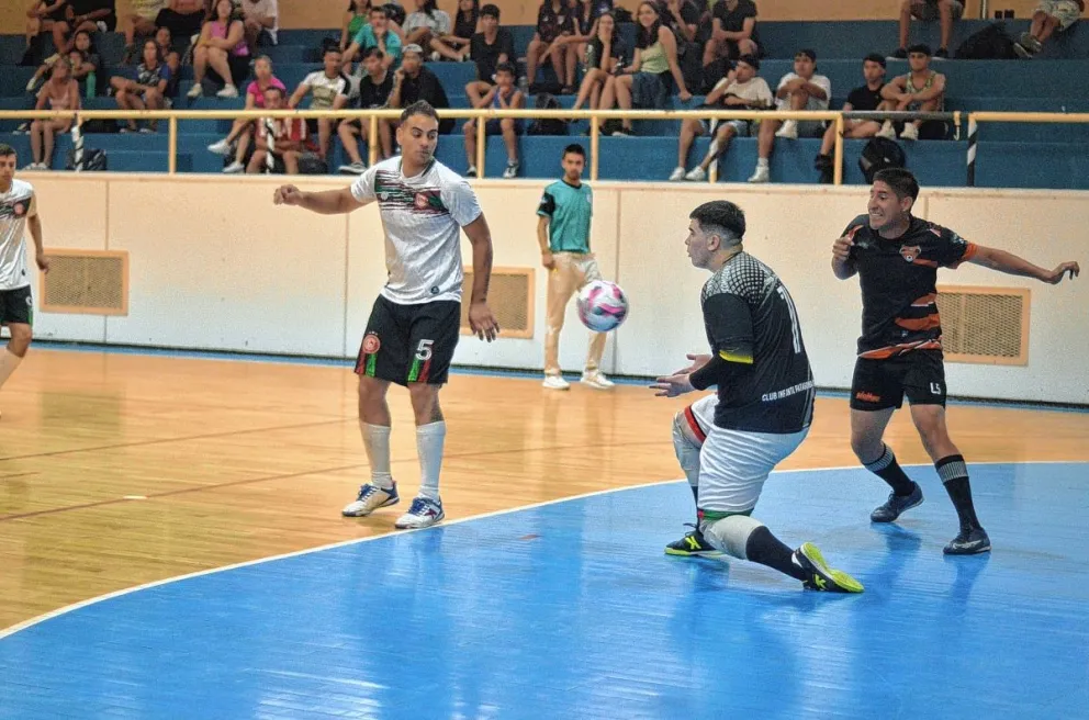 La Prove Futsal, Marbar SRL–Tercer Tiempo y Deportivo Comodoro; mantienen la categoría