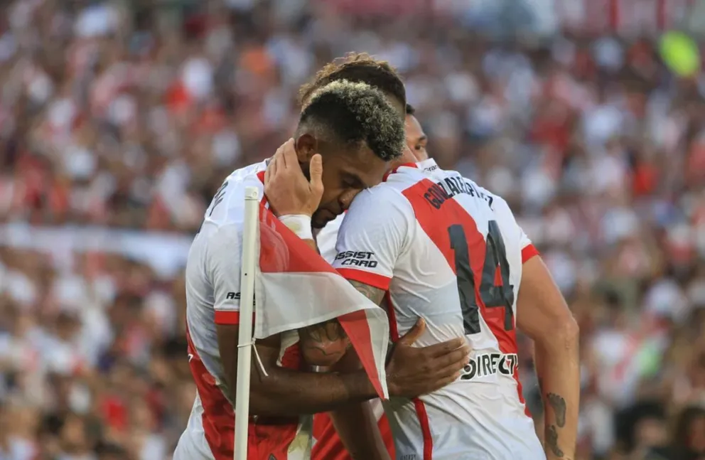 Copa de la Liga: River busca mejorar su imagen en su visita a Barracas Central