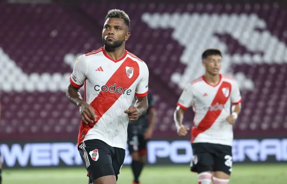 Con un gol de Ruberto, River le ganó a Barracas Central en Lanús