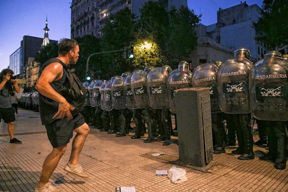Diputados salieron a las inmediaciones del Congreso por los incidentes