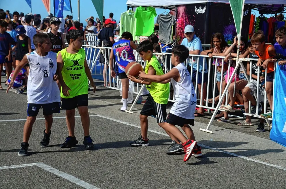Se pone en marcha el Streetball en Rada Tilly