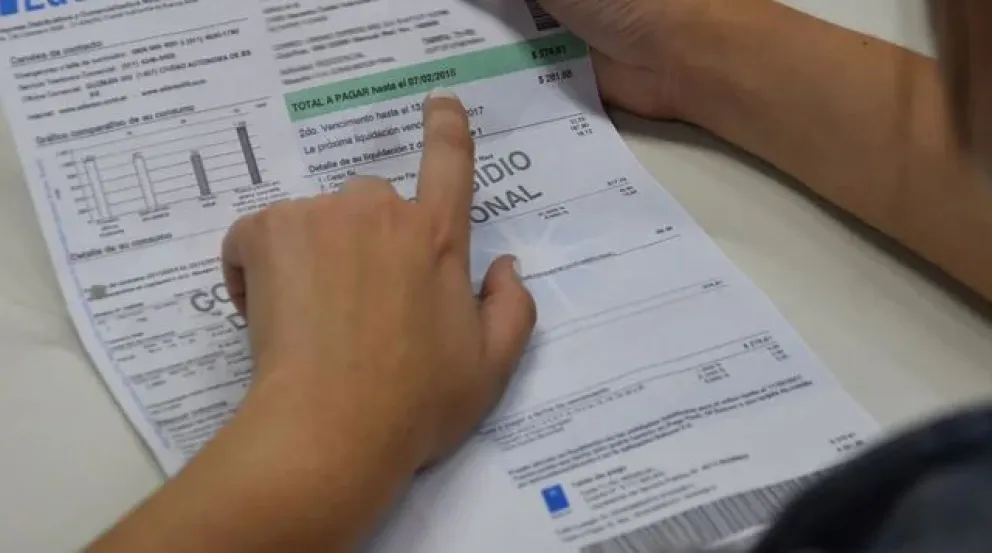 El Gobierno dispuso una suba de 120% en el precio mayorista de la electricidad