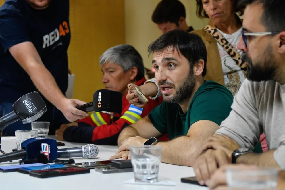 Torres gestionó ante Nación 1.500 millones de pesos para combatir el incendio en el Parque Nacional “Los Alerces”