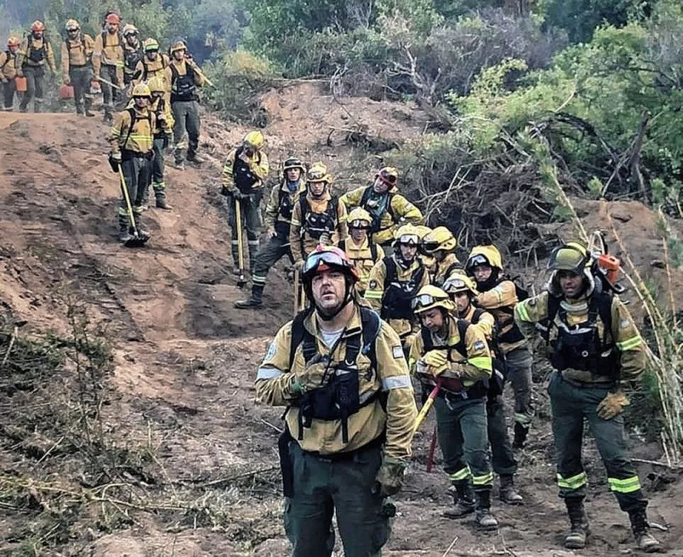 Realizan campañas solidarias para ayudar a brigadistas del Parque Nacional Los Alerces