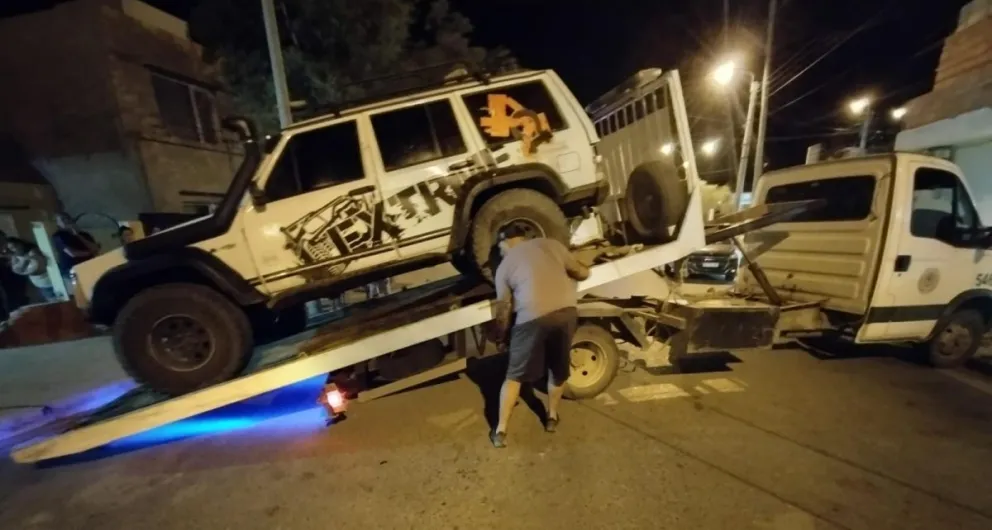 Rada Tilly: conducía alcoholizado y chocó contra una vivienda