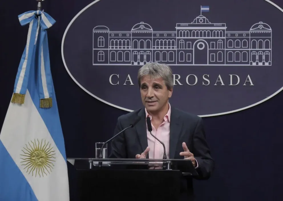 El Gobierno piensa en junio como fecha límite para levantar el cepo
