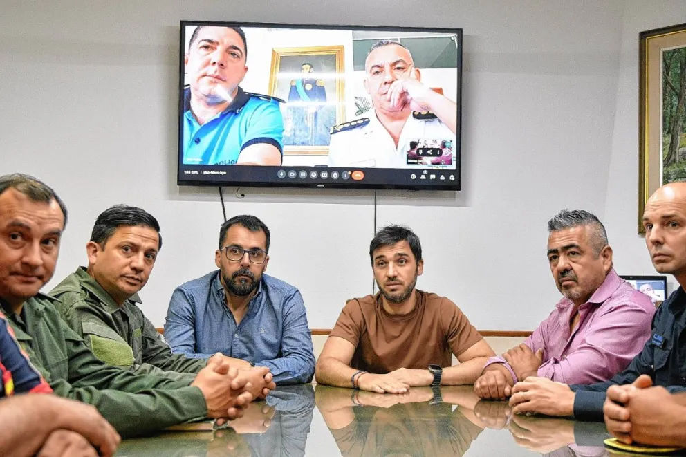 El Gobierno del Chubut recompensará con 5 millones de pesos a quienes aporten datos sobre los incendios registrados en la Cordillera