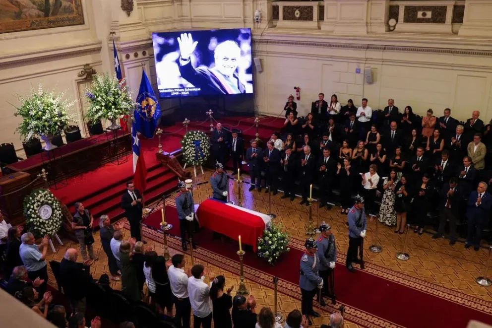 Chile despide al expresidente Sebastián Piñera en un funeral de Estado