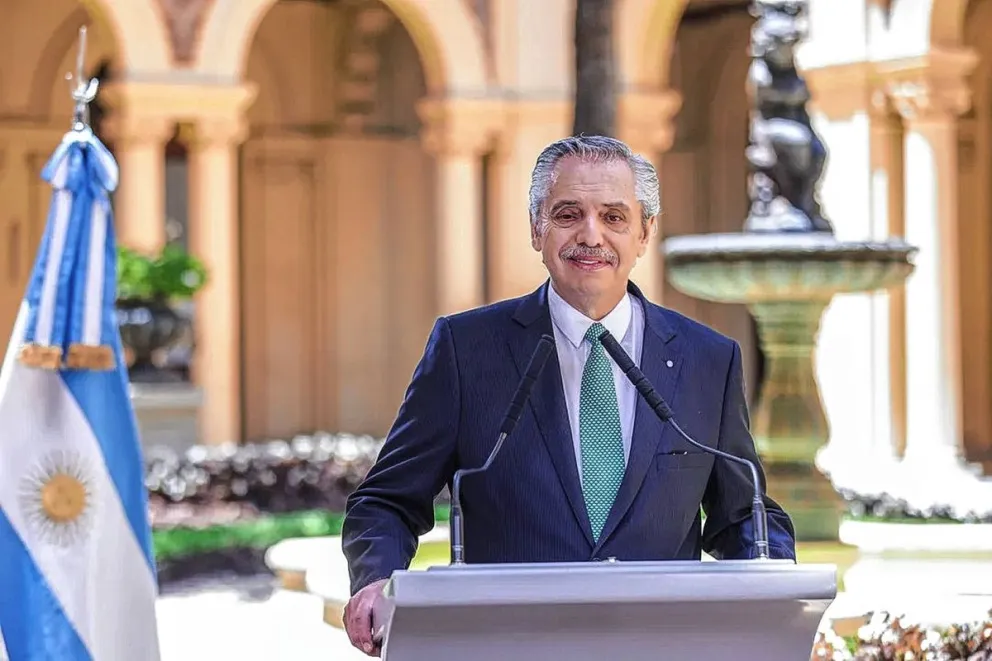 La Oficina Anticorrupción definirá si Alberto Fernández podrá percibir la jubilación vitalicia