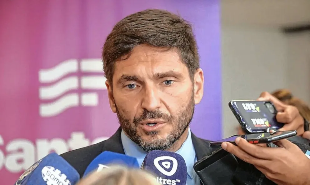 La réplica de los gobernadores ante la quita de subsidios a los colectivos del Interior: "Discrimina a las provincias”