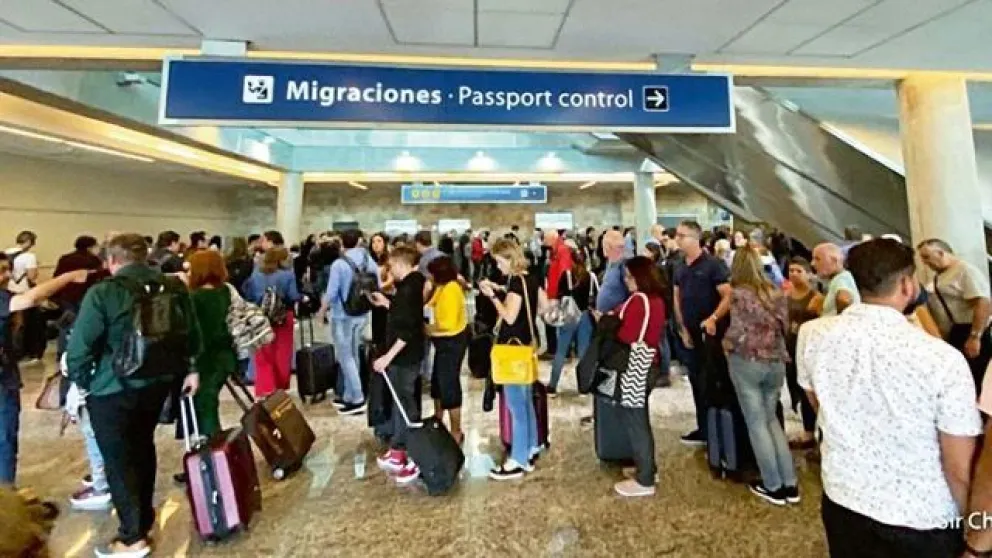 Presentaron un proyecto para modificar la ley de migraciones y hacer "más eficiente” el control de ingreso de extranjeros al país