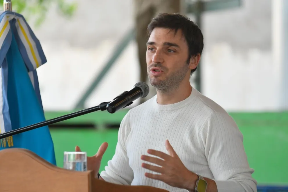 Torres demandó al Estado Nacional por el recorte en los subsidios al transporte