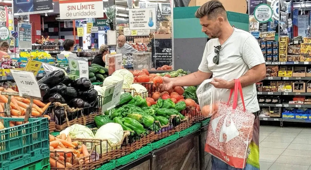 Alimentos: el consumidor pagó en enero casi cuatro veces más de lo que cobró el productor