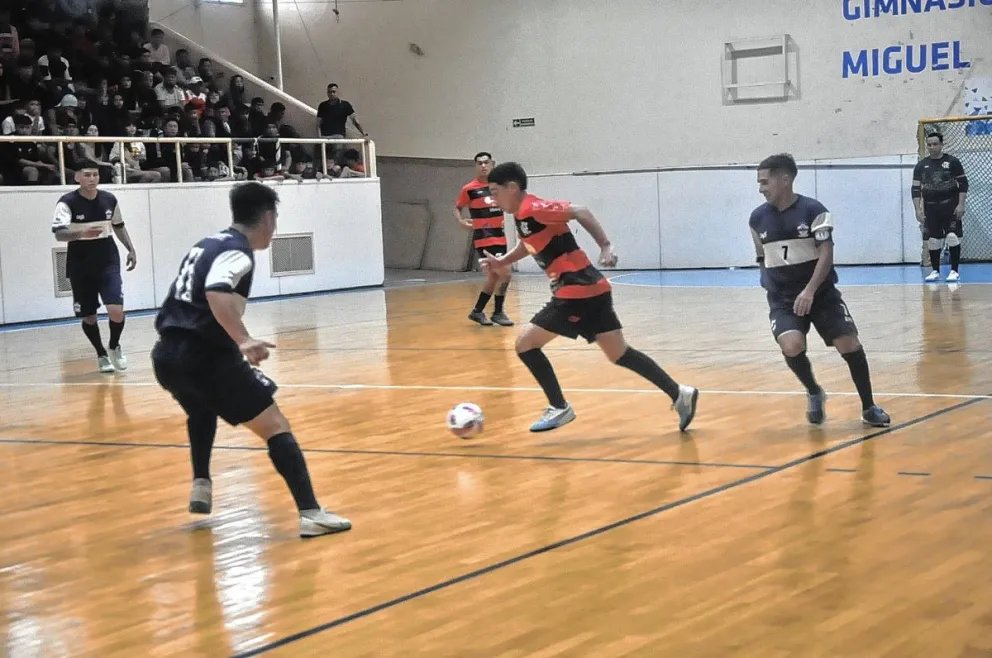 Futsal: Tres partidos le dan continuidad a la máxima categoría