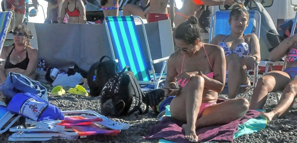 Se sostiene el verano caluroso y sin viento