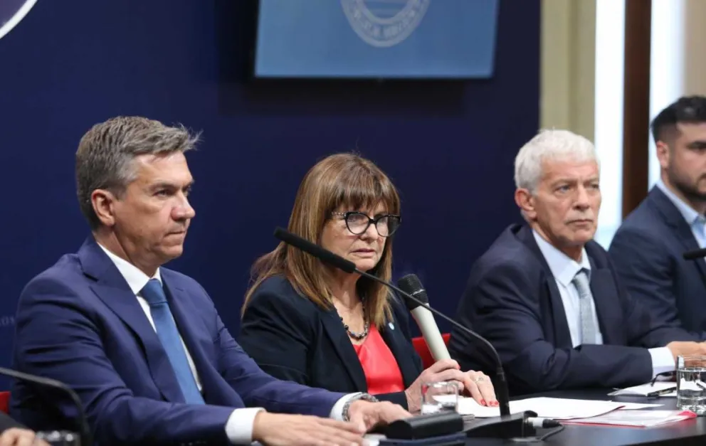 Bullrich apuntó contra movimientos sociales y sindicatos por denuncias de "extorsión, aprietes y abusos sexuales"