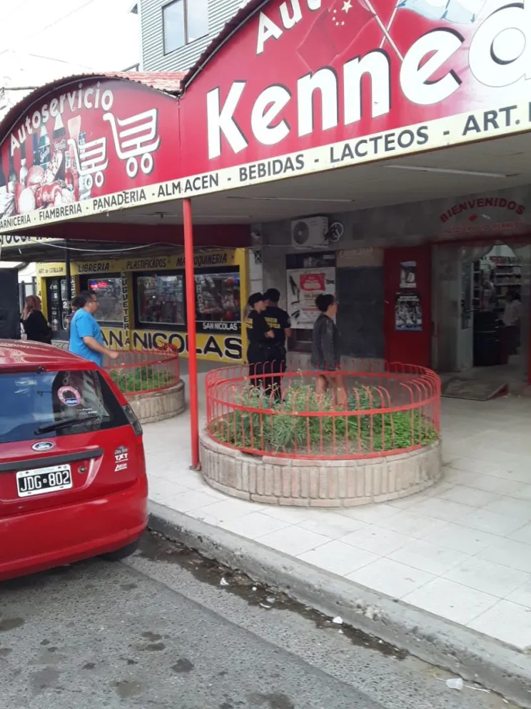 Lo detuvieron por agredir a una empleada