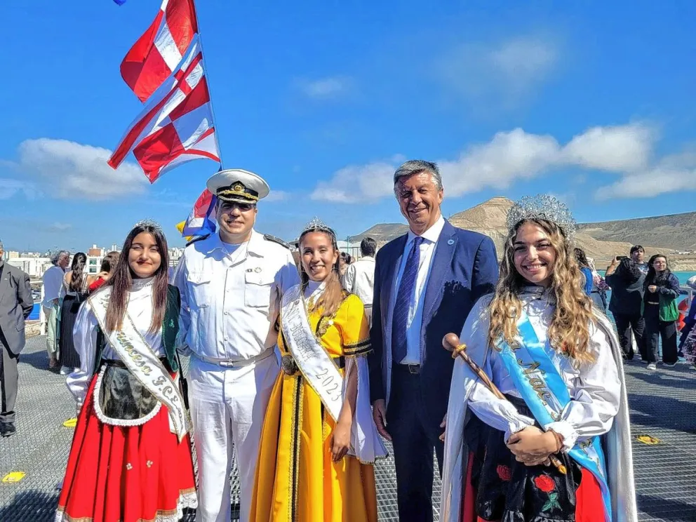 Menna encabezó la recepción al embajador de Bulgaria en la Argentina y a buque de investigación científica proveniente de ese país