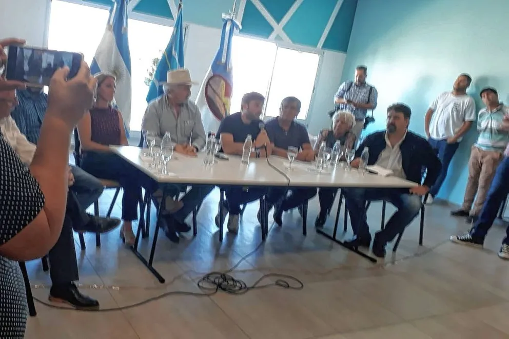 El encuentro del gobernador con jubilados logró más presencia de la esperada
