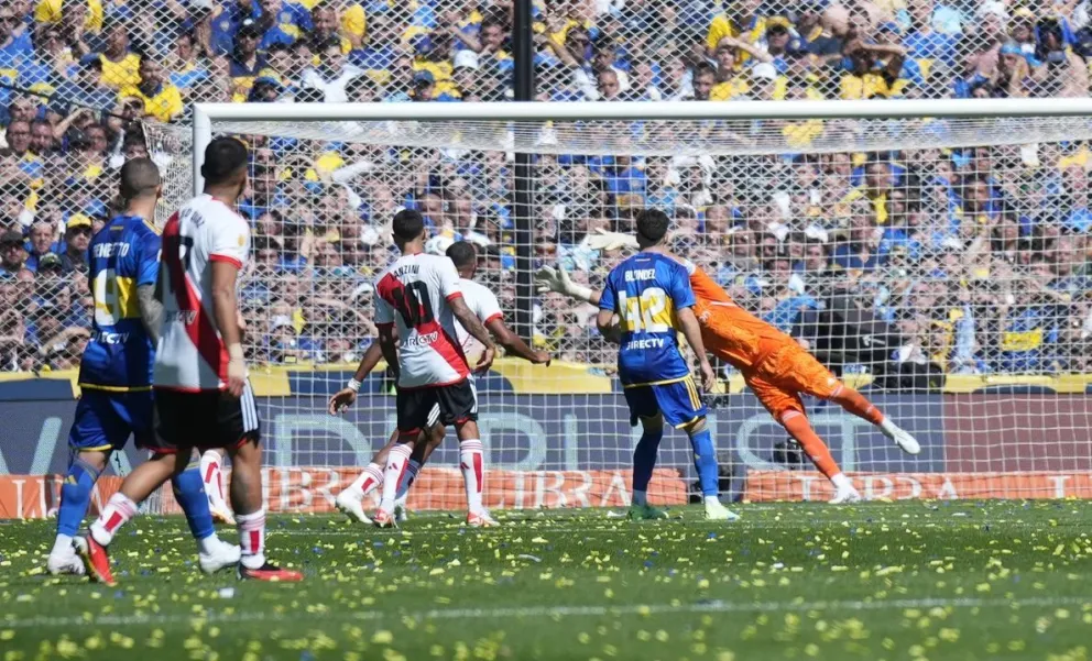 River quiere reafirmar su candidatura al título ante un necesitado Boca en una nueva edición del Superclásico