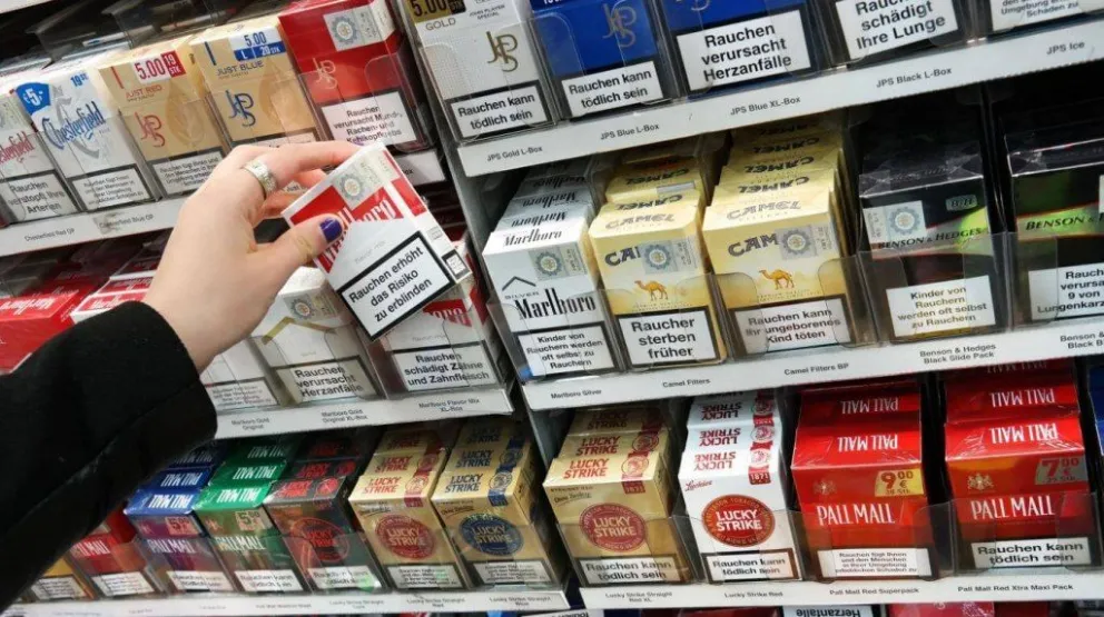 Golpe a los fumadores: nuevo aumento en el precio de los cigarrillos