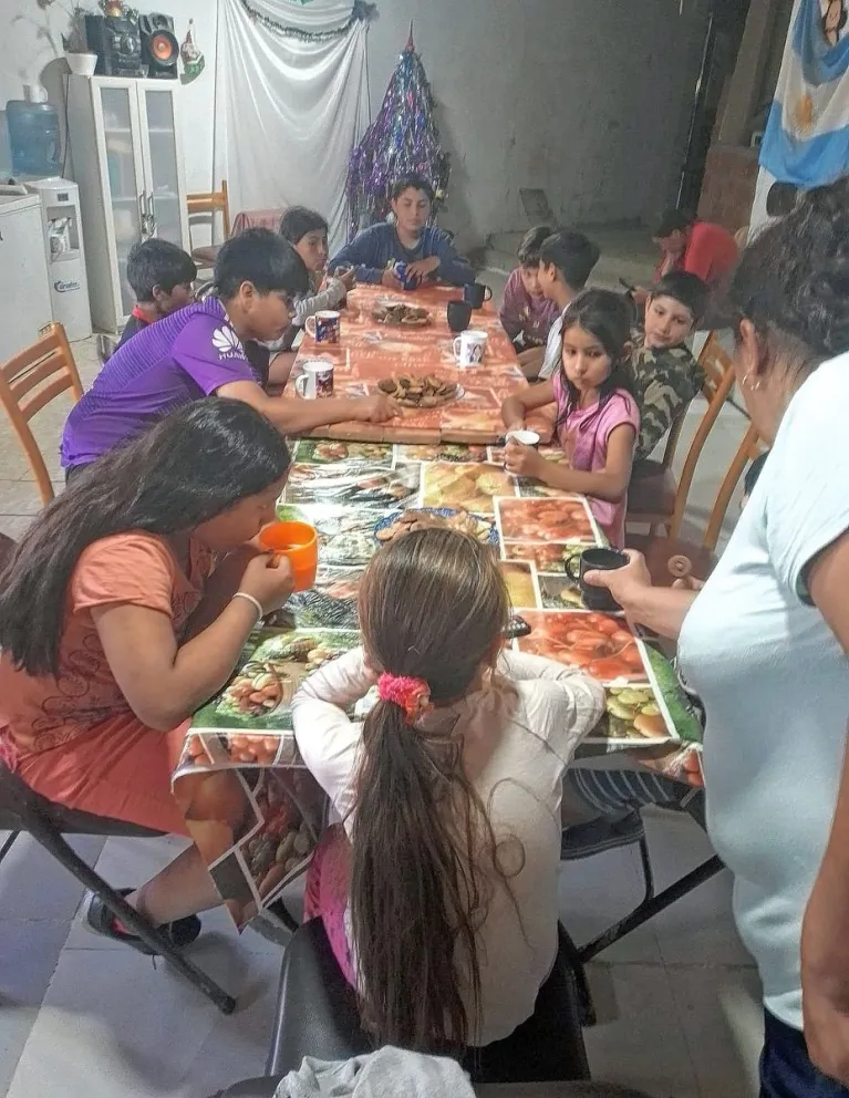 Comedor del barrio Las Flores lucha por cocinar sin gas y solicita apoyo de la comunidad