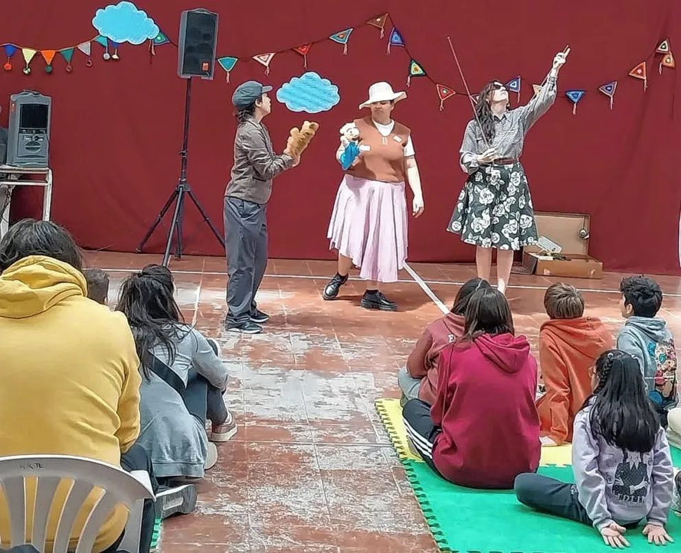 Abren inscripciones para los talleres de arte para infancias y adolescencias
