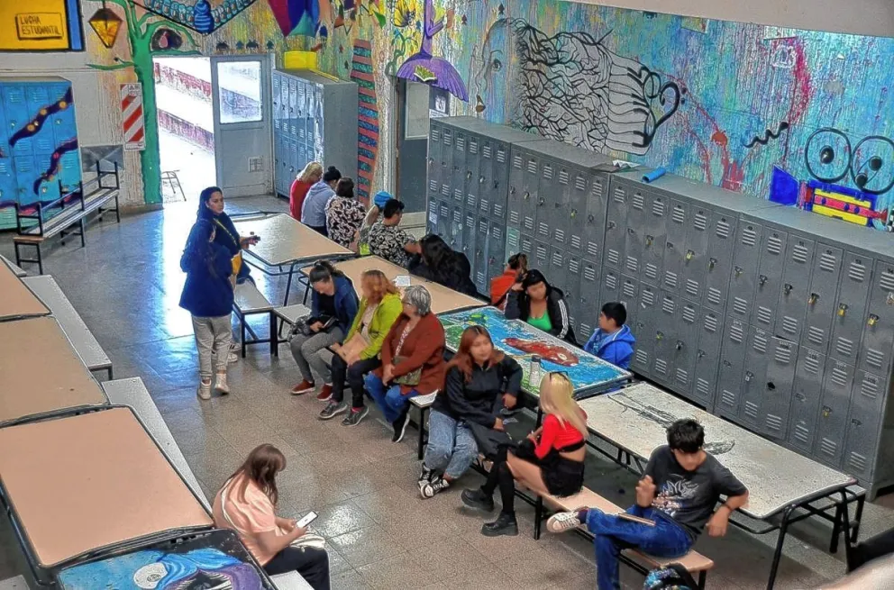 Talleres libres para adolescentes y adultos en la Escuela de Arte