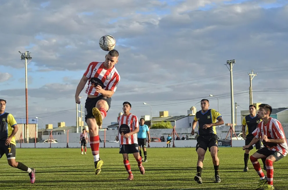 Rada Tilly ganó el cuadrangular de Deportivo Roca